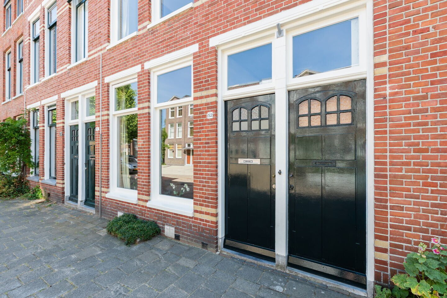 Tussenwoning te koop: Tuinbouwstraat 52, Groningen