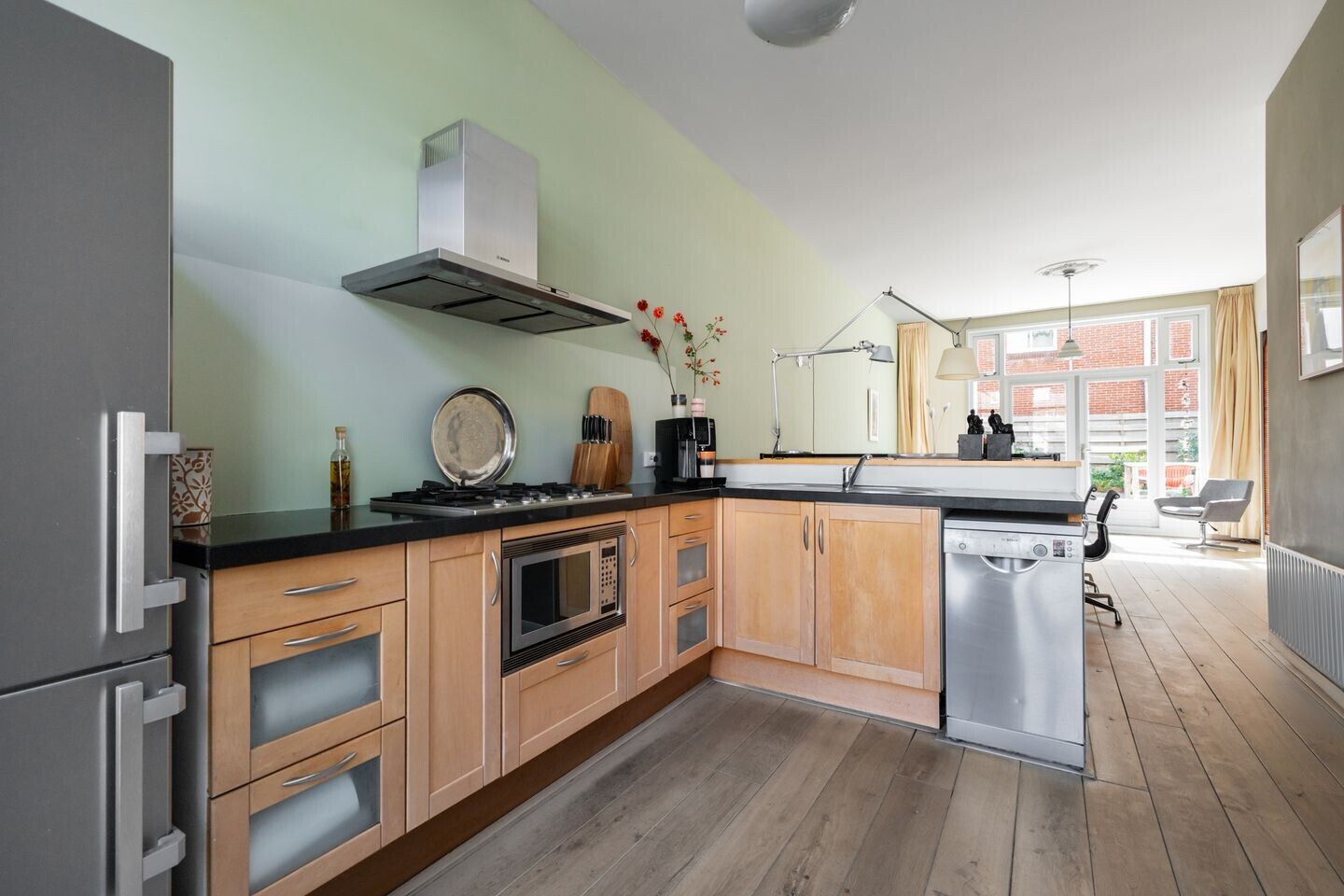 Tussenwoning te koop: Tuinbouwstraat 52, Groningen