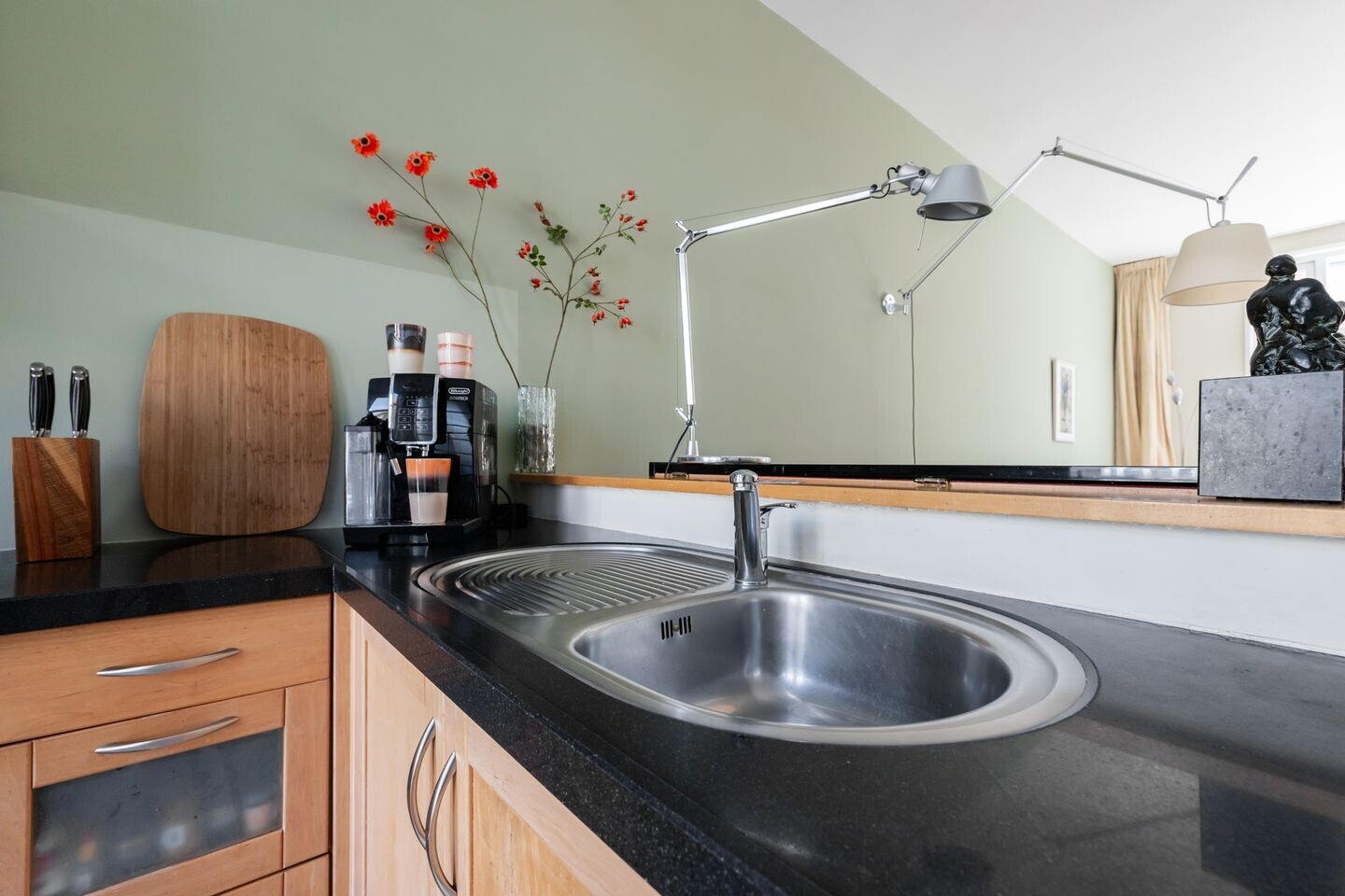 Tussenwoning te koop: Tuinbouwstraat 52, Groningen