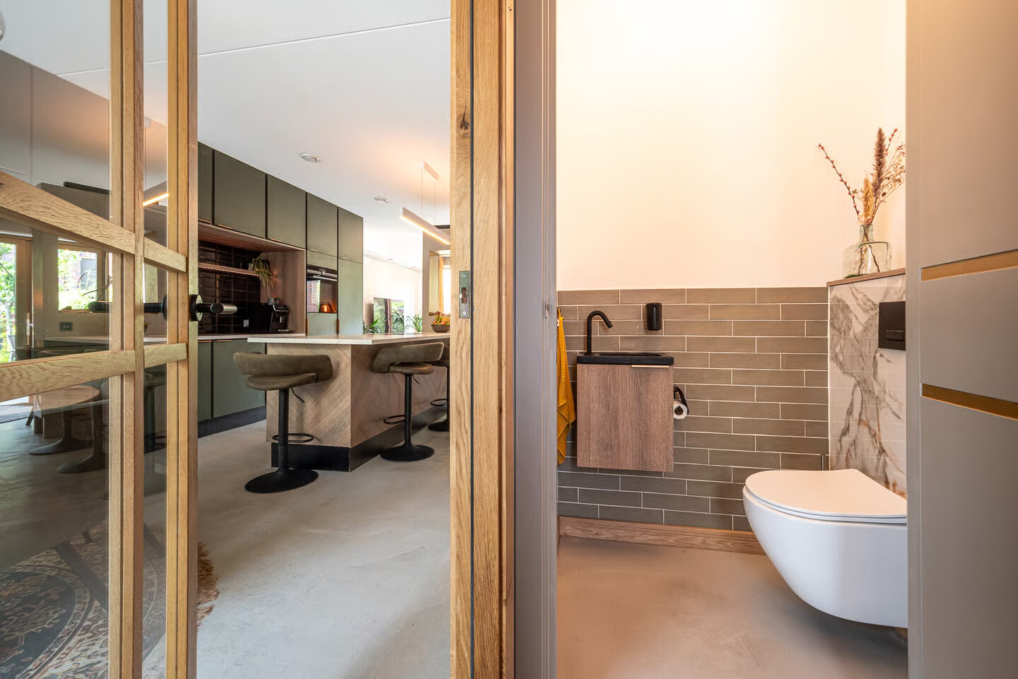 Tussenwoning te koop: Helper Westsingel 81, Groningen