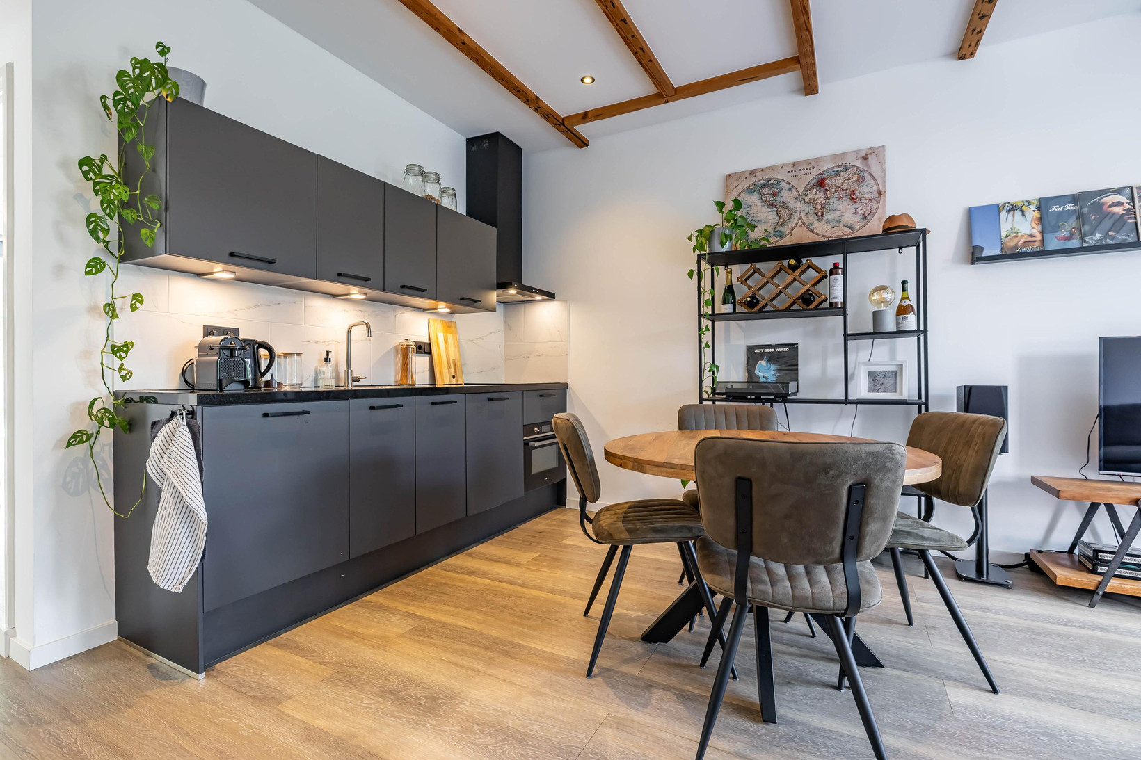 Appartement te koop: Van Panhuysstraat 15A, Groningen