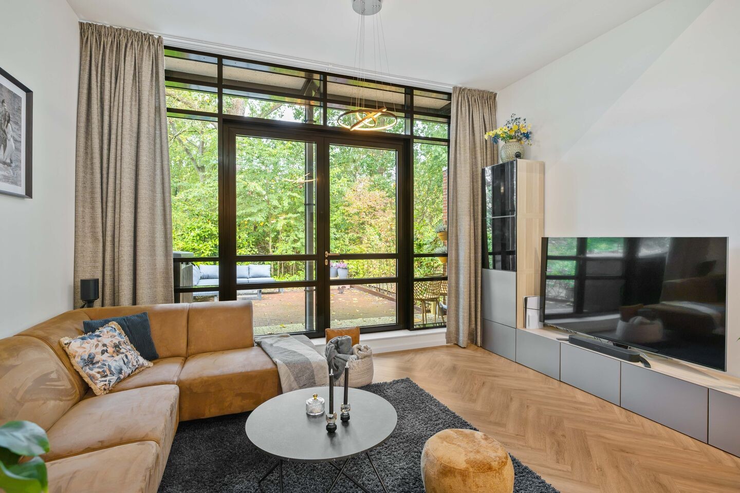 Appartement te koop: Van Schendelstraat 1-21, Groningen