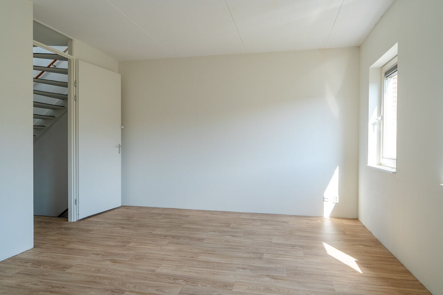 Tussenwoning te koop: Belcamposingel 62, Groningen