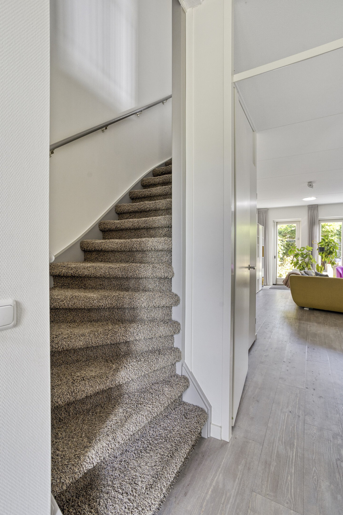 Tussenwoning te koop: Belcamposingel 98, Groningen