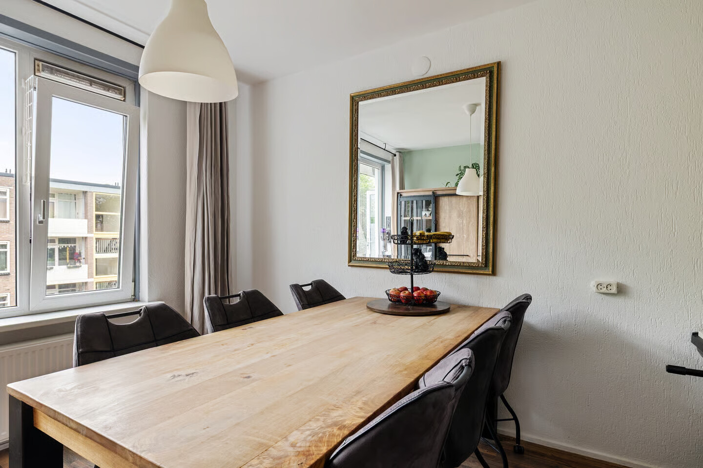 Appartement te koop: Multatulistraat 43, Groningen