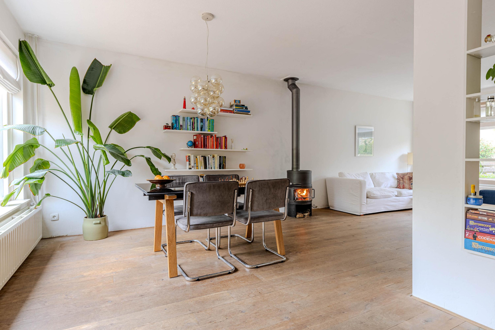 Tussenwoning te koop: Van Moerkerkenlaan 22, Groningen