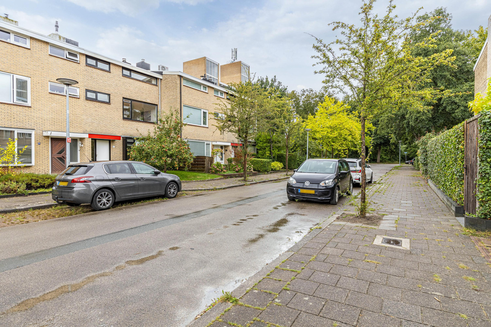 Tussenwoning te koop: Van Moerkerkenlaan 22, Groningen