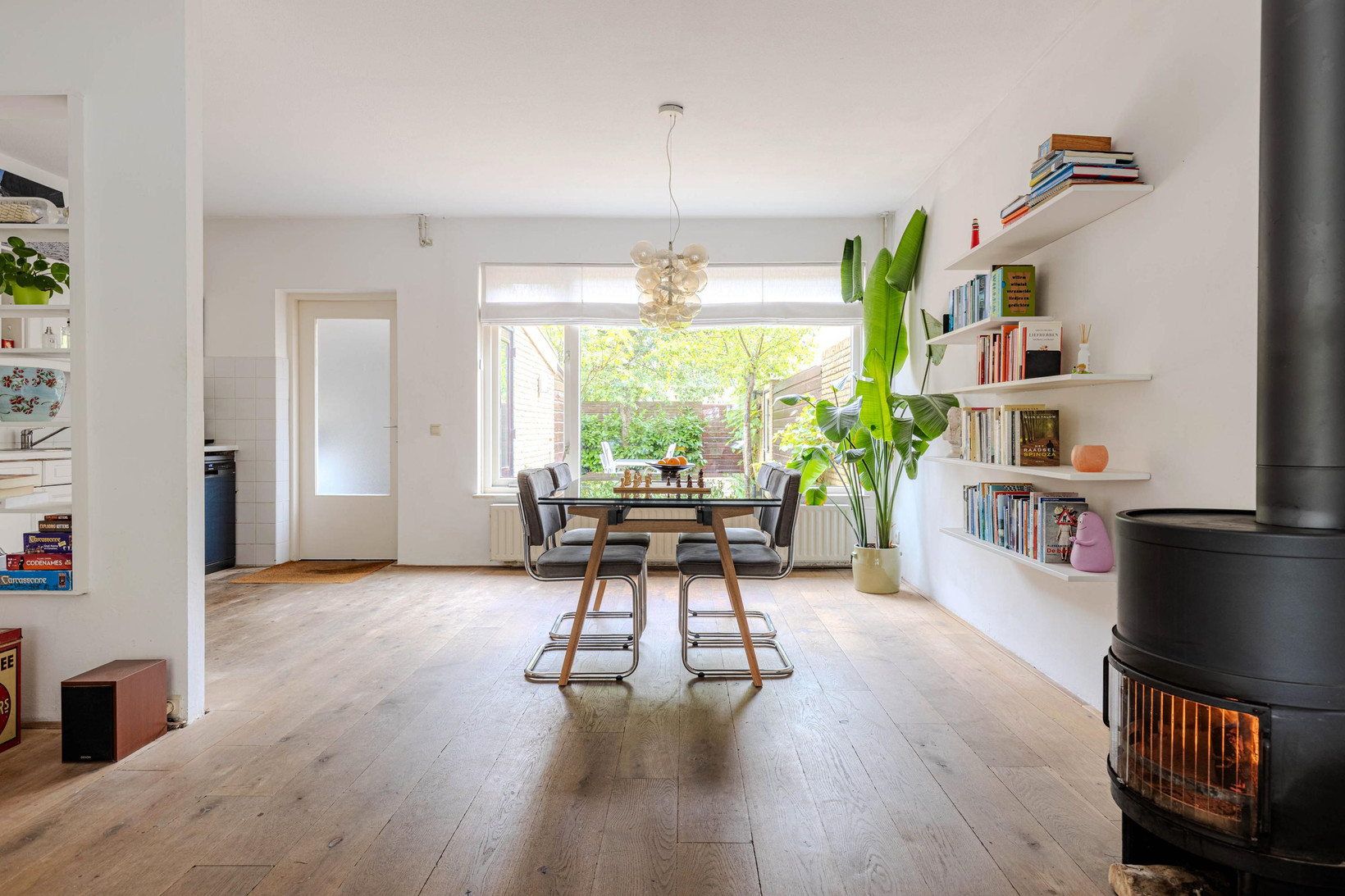 Tussenwoning te koop: Van Moerkerkenlaan 22, Groningen
