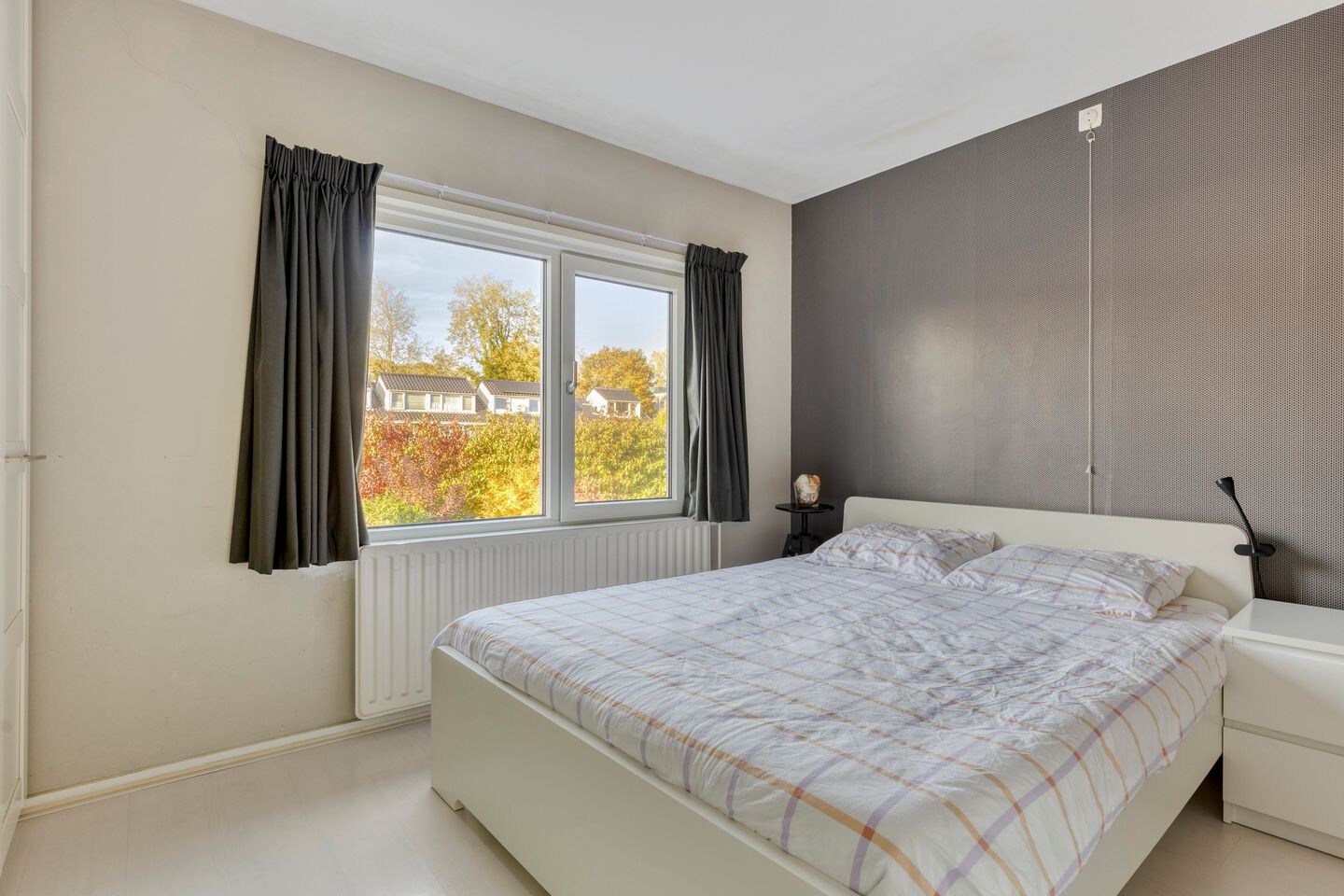 Twee-onder-één-kap te koop: Händellaan 10, Groningen