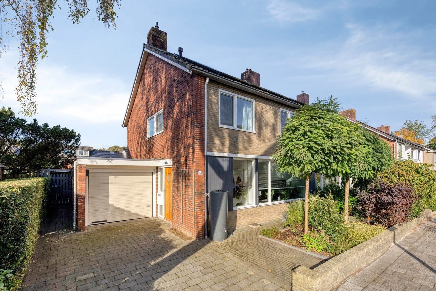 Twee-onder-één-kap te koop: Händellaan 10, Groningen