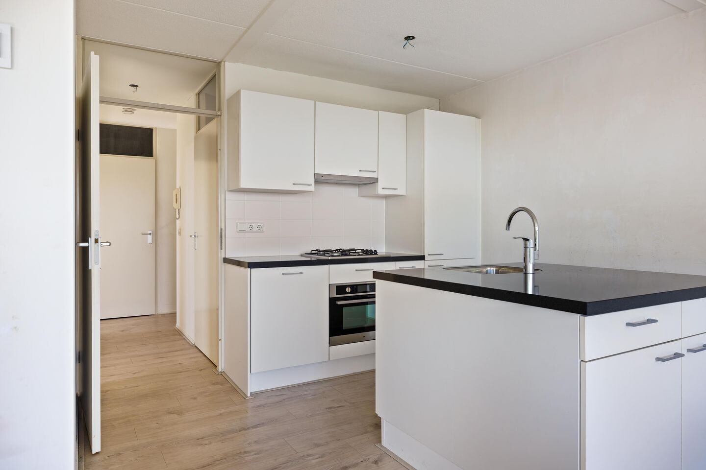 Appartement te koop: De Brink 100, Groningen