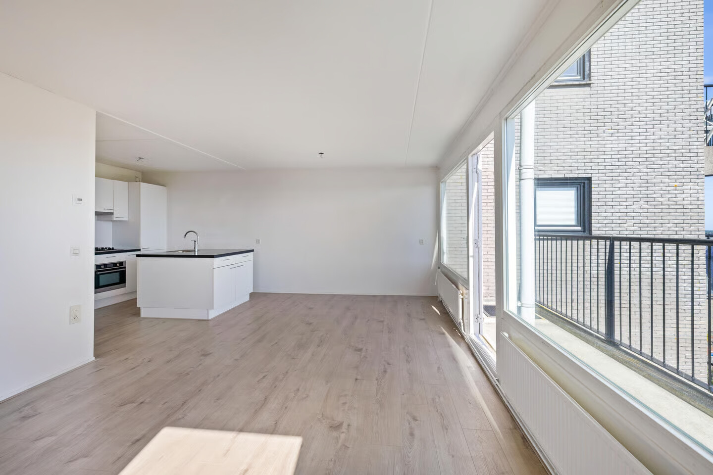 Appartement te koop: De Brink 100, Groningen