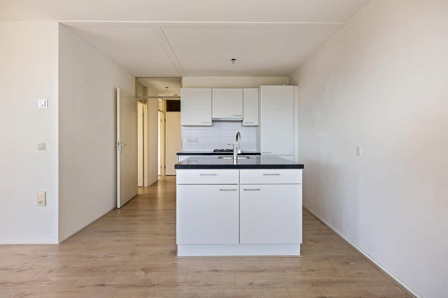 Appartement te koop: De Brink 100, Groningen