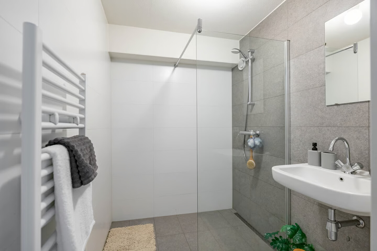 Appartement te koop: De Brink 38, Groningen