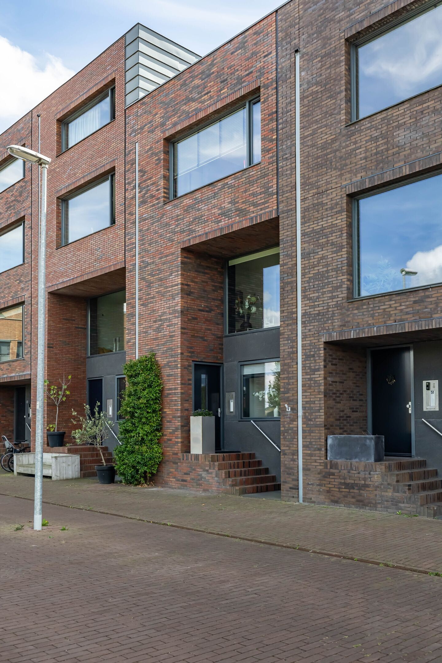 Tussenwoning te koop: Eemskanaal 53, Groningen