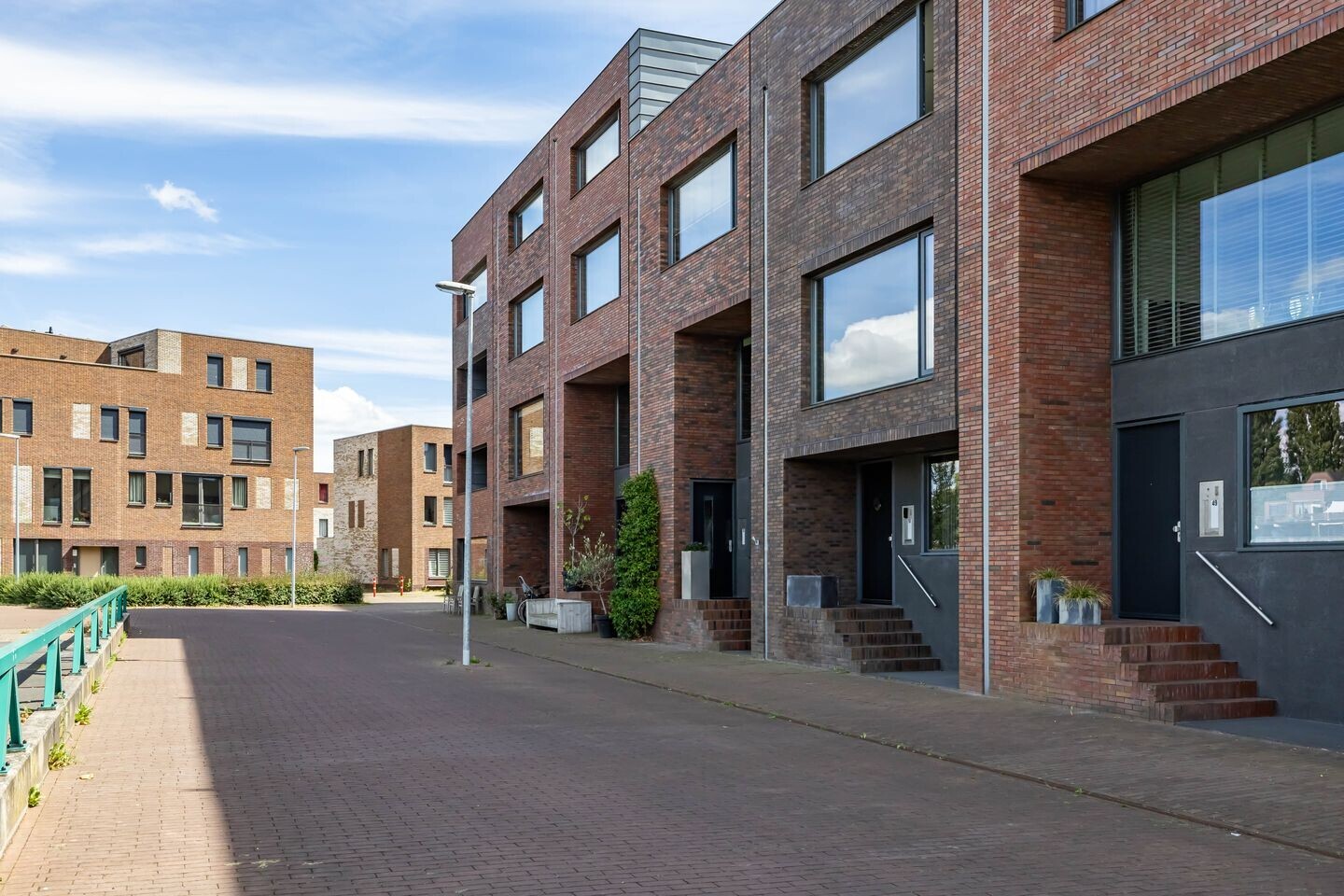 Tussenwoning te koop: Eemskanaal 53, Groningen