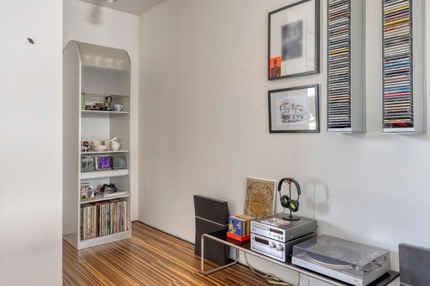 Tussenwoning te koop: Eemskanaal 53, Groningen