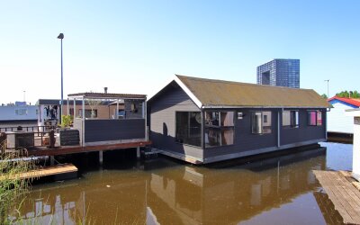 Woonschepenhaven 19