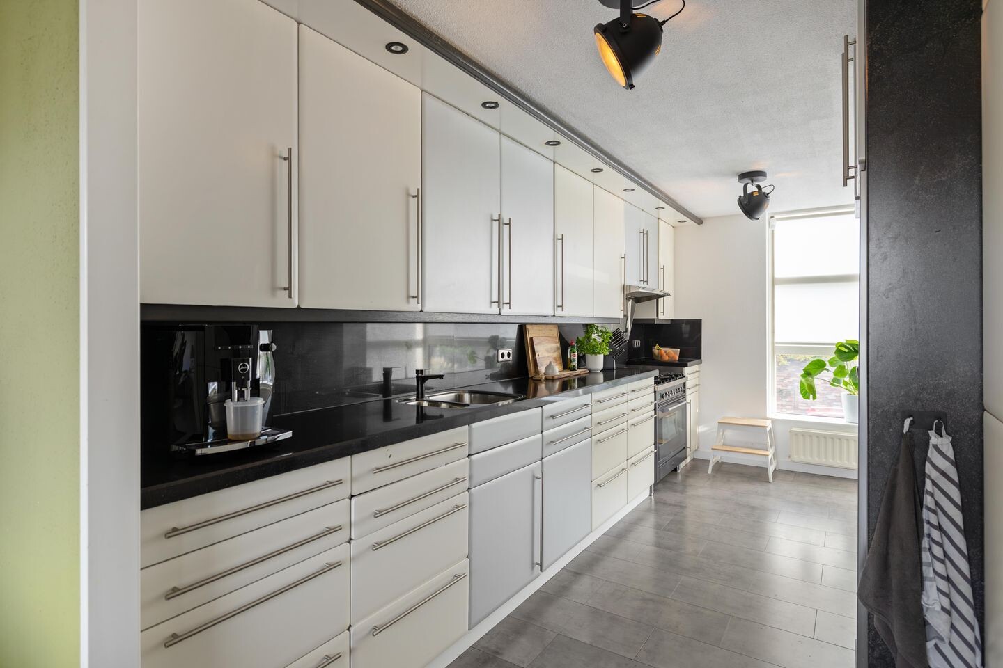 Tussenwoning te koop: Barkmolenstraat 16, Groningen