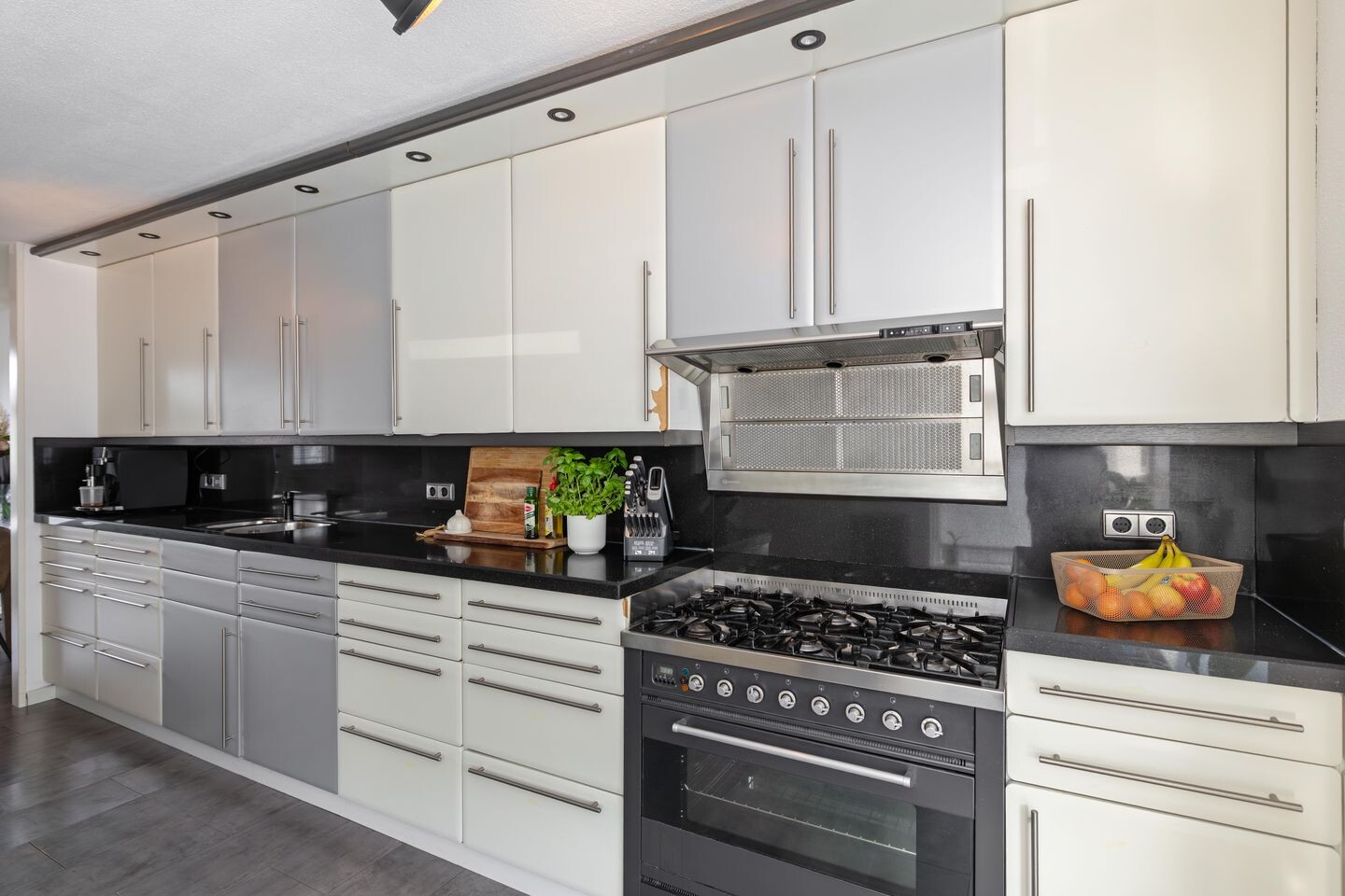 Tussenwoning te koop: Barkmolenstraat 16, Groningen