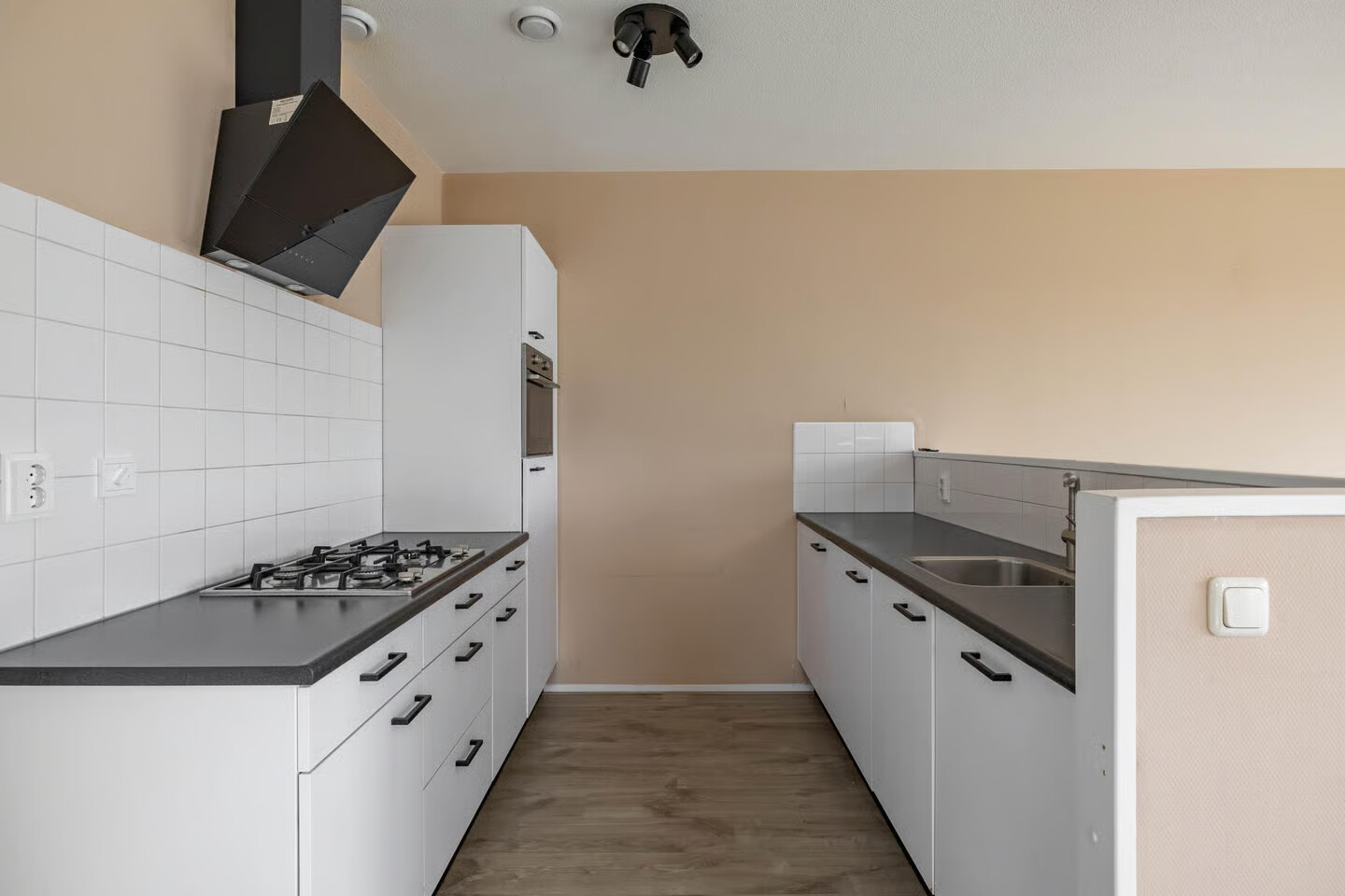 Appartement te koop: Het Hout 8, Groningen