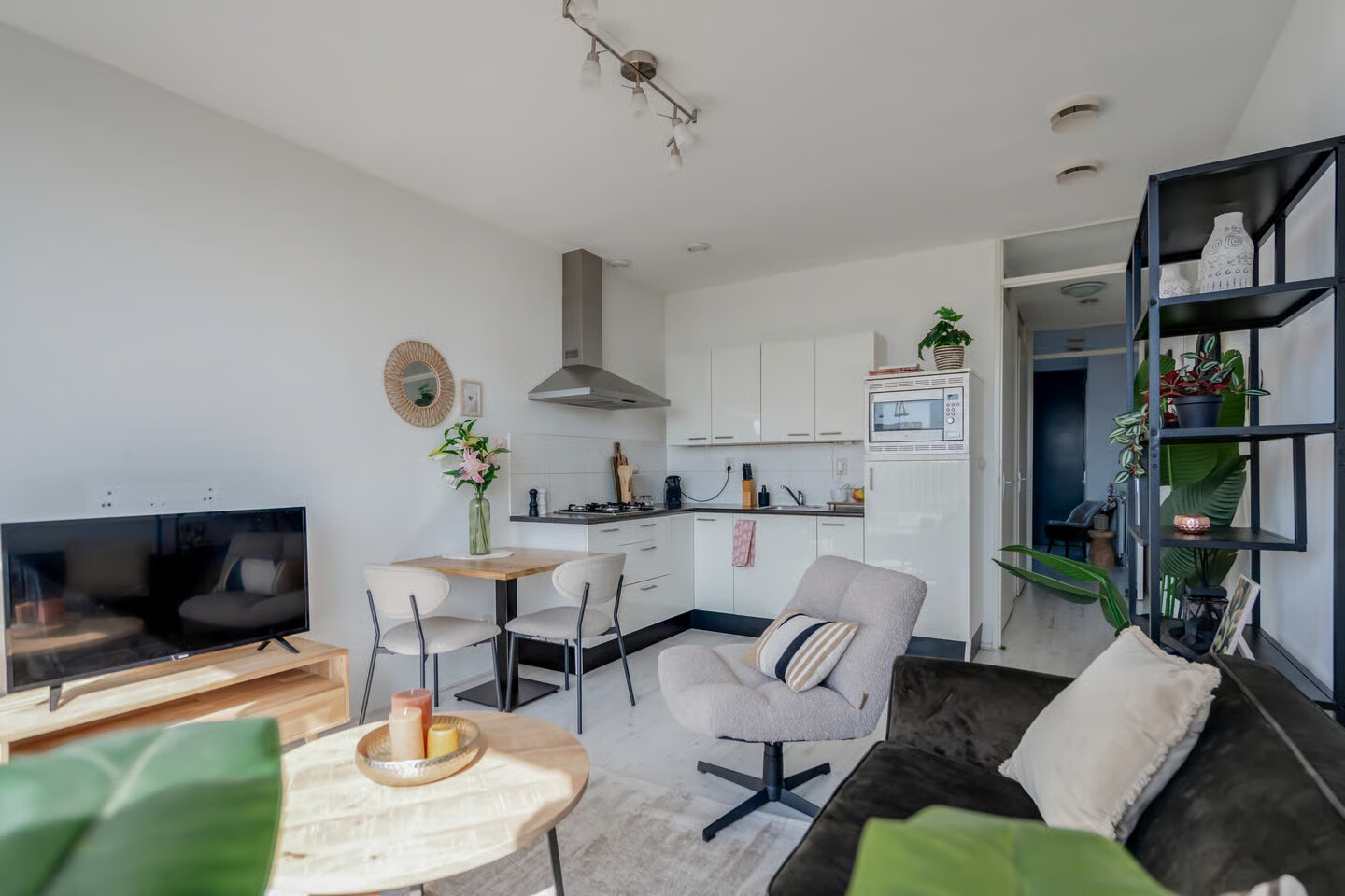 Studio te koop: Het Hout 137, Groningen