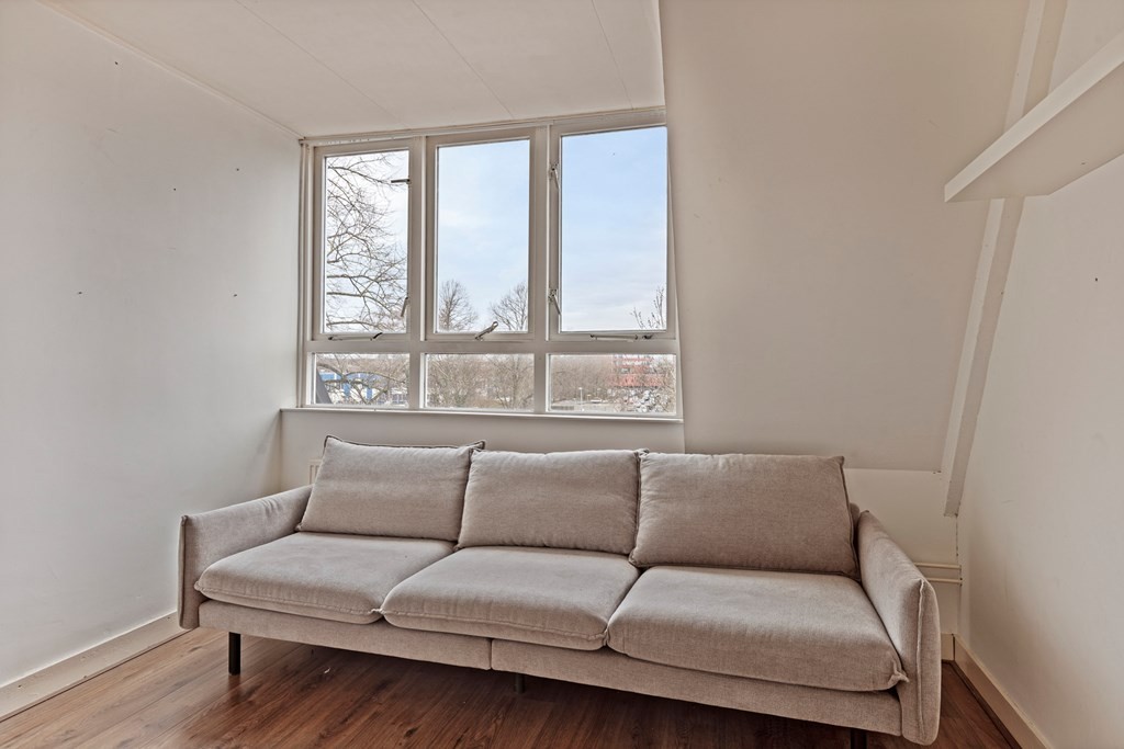 Appartement te huur: Winschoterdiep 157A, Groningen