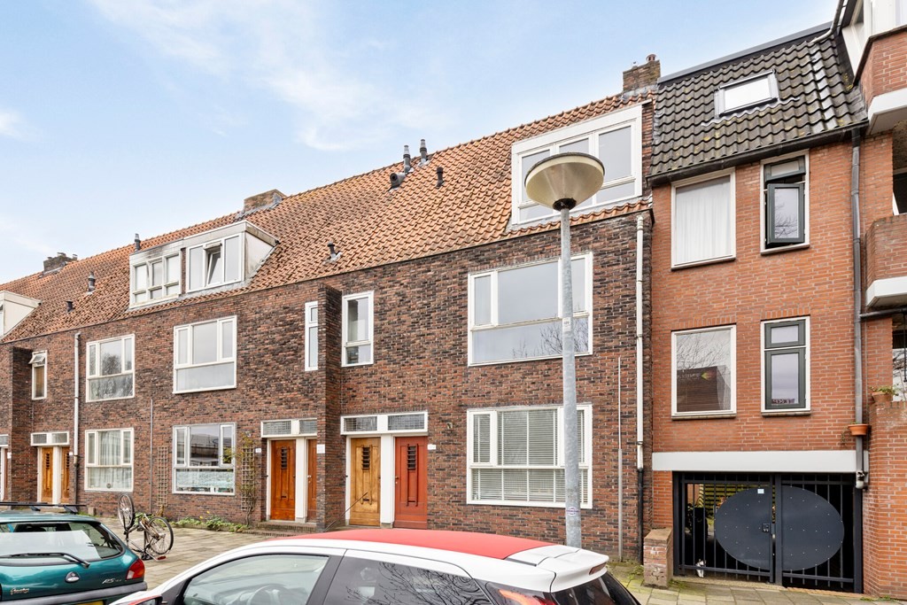 Appartement te huur: Winschoterdiep 157A, Groningen