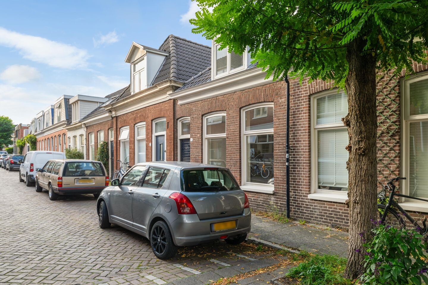 Tussenwoning te koop: Warmoesstraat 50, Groningen