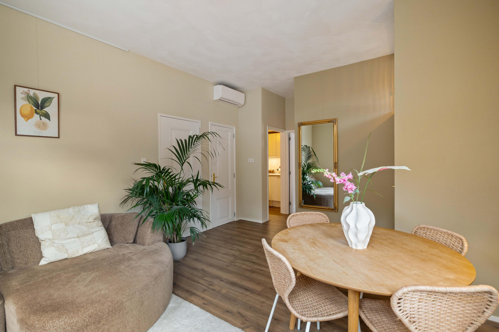 Tussenwoning te koop: Hendrikstraat 2, Groningen