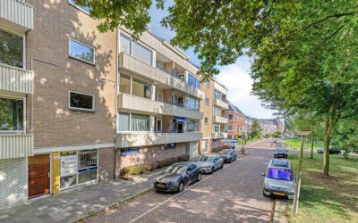 Admiraal de Ruyterlaan 26-C
