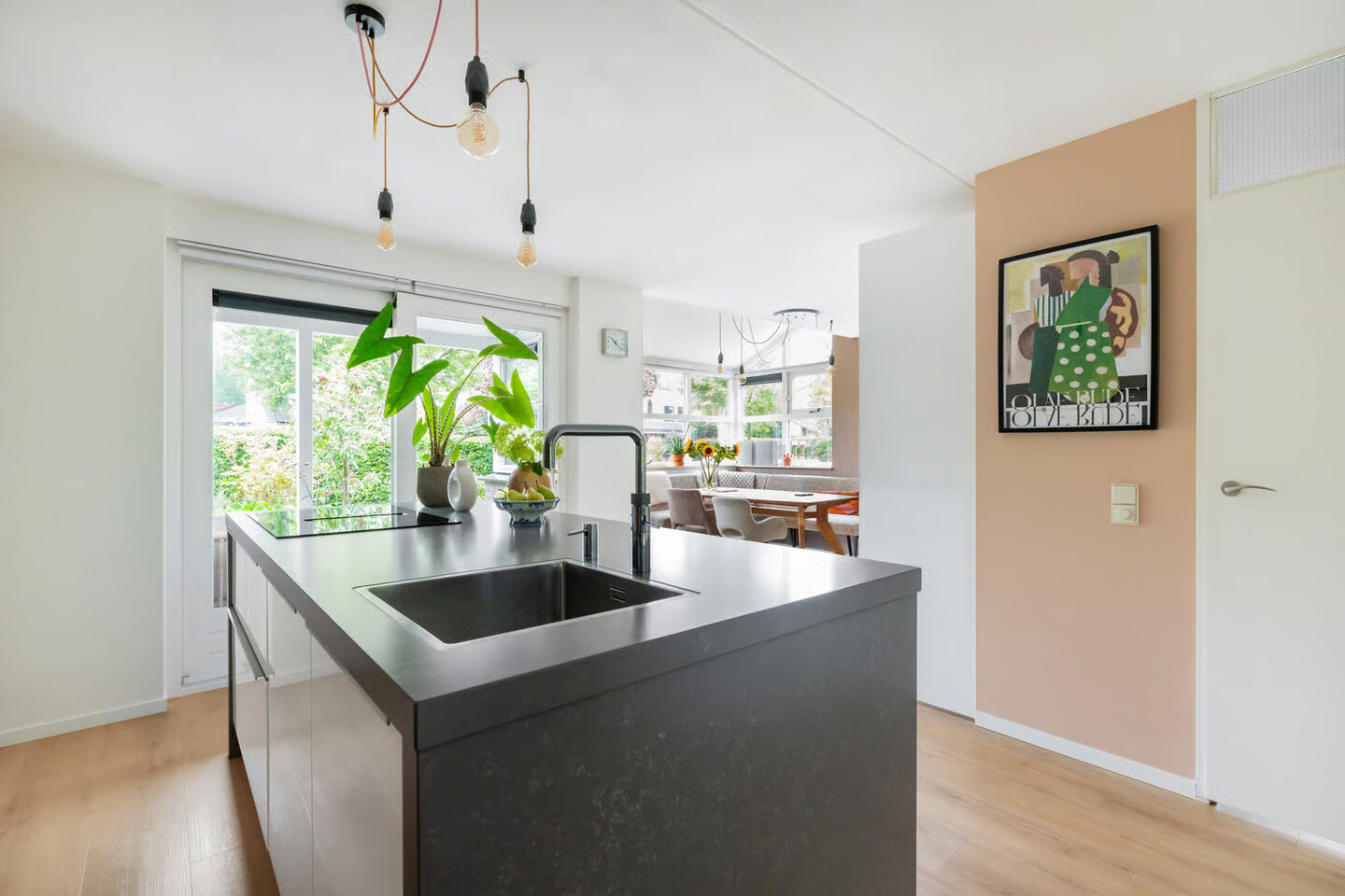 Tussenwoning te koop: Marnelaan 33, Groningen