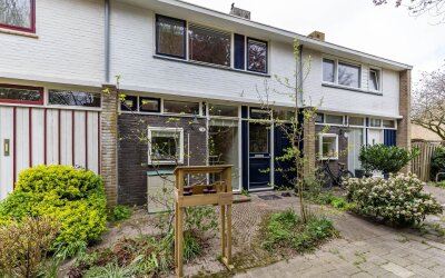 Madame Curiestraat 76