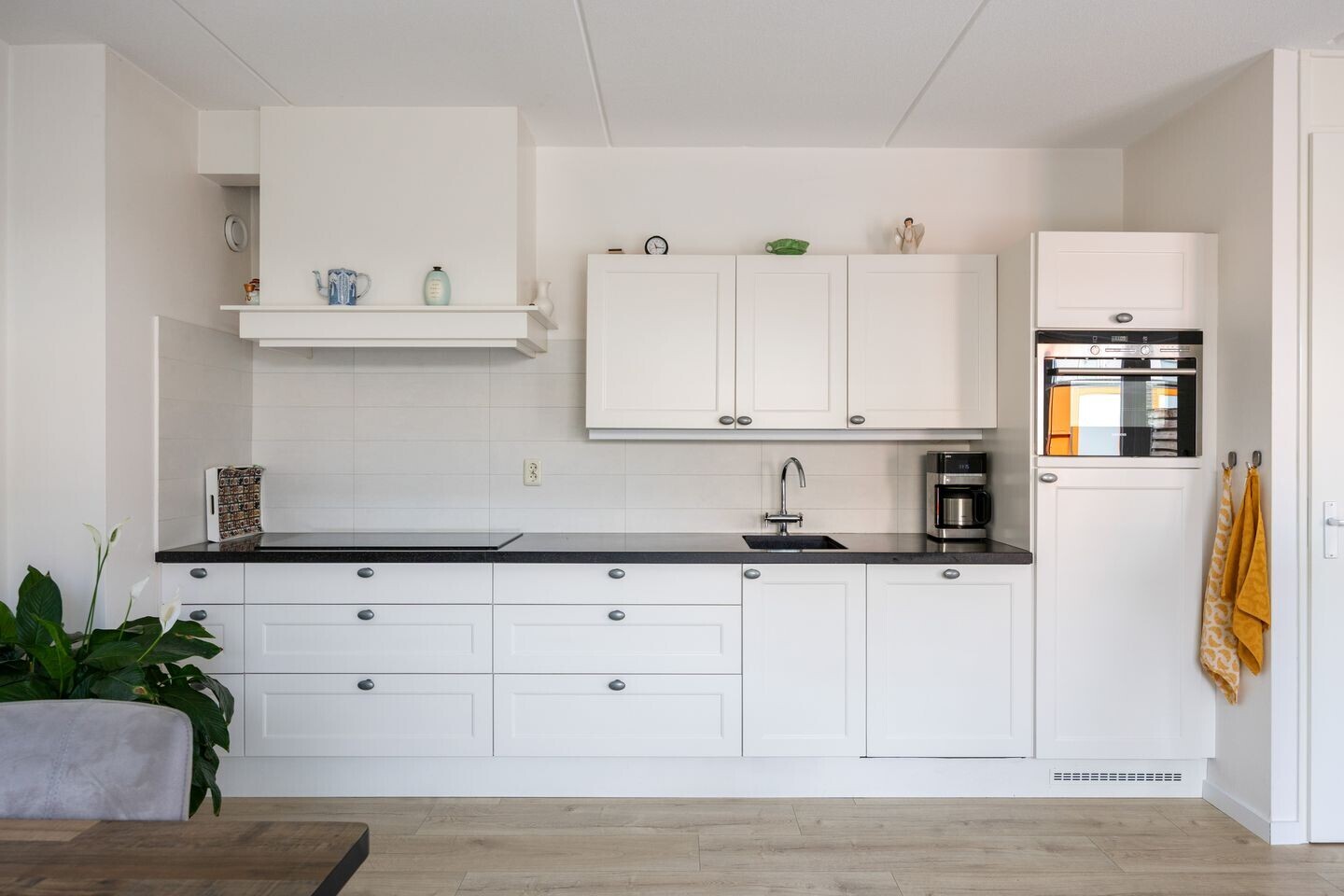 Tussenwoning te koop: Landsteinerlaan 31, Groningen