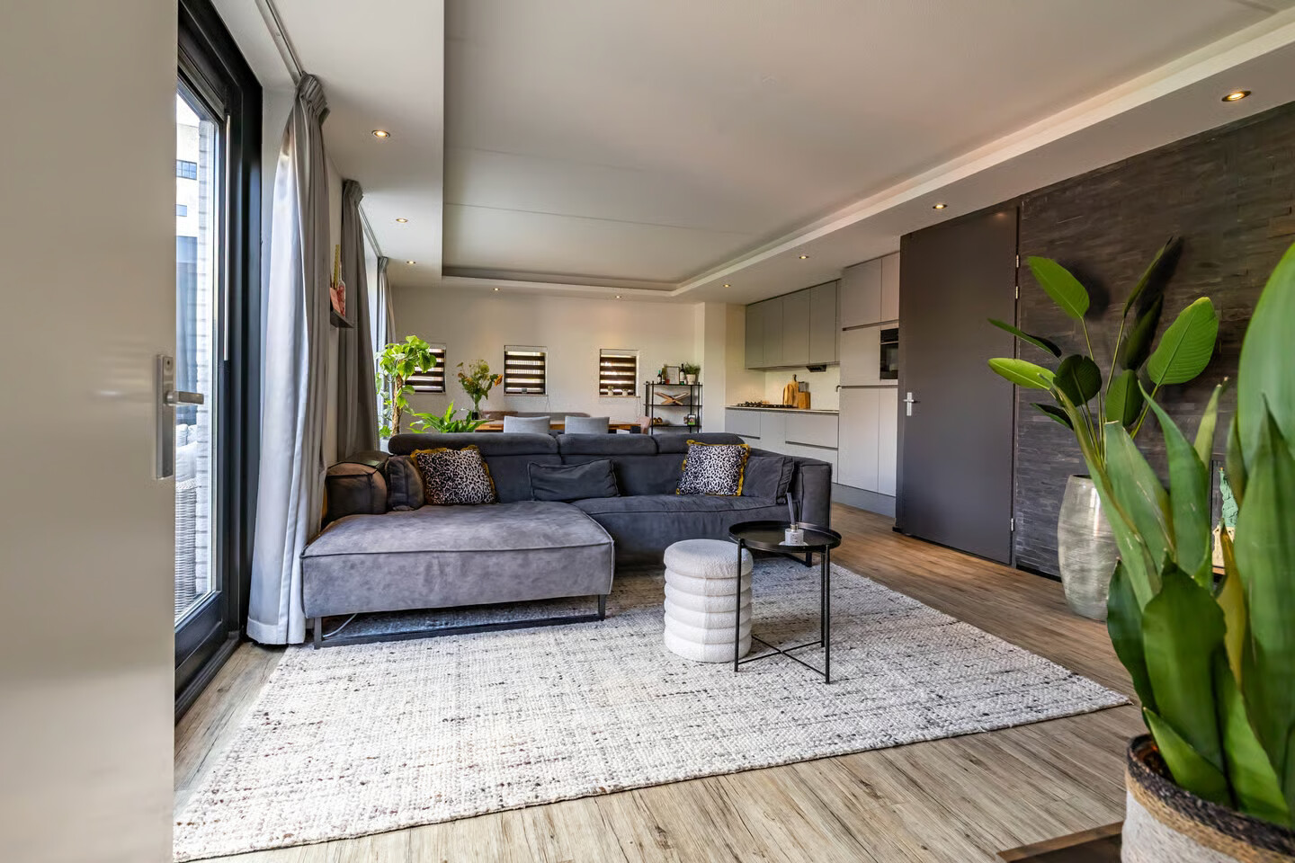 Tussenwoning te koop: Landsteinerlaan 47, Groningen