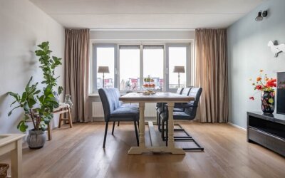 M.K. Gandhiplein 26