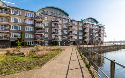 M.K. Gandhiplein 32