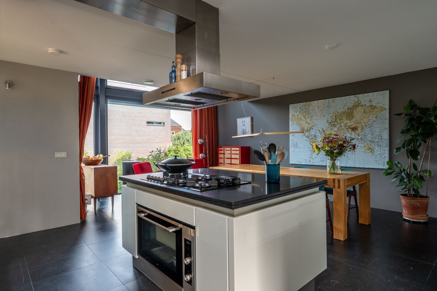 Tussenwoning te koop: Hans Tetznerlaan 19, Groningen