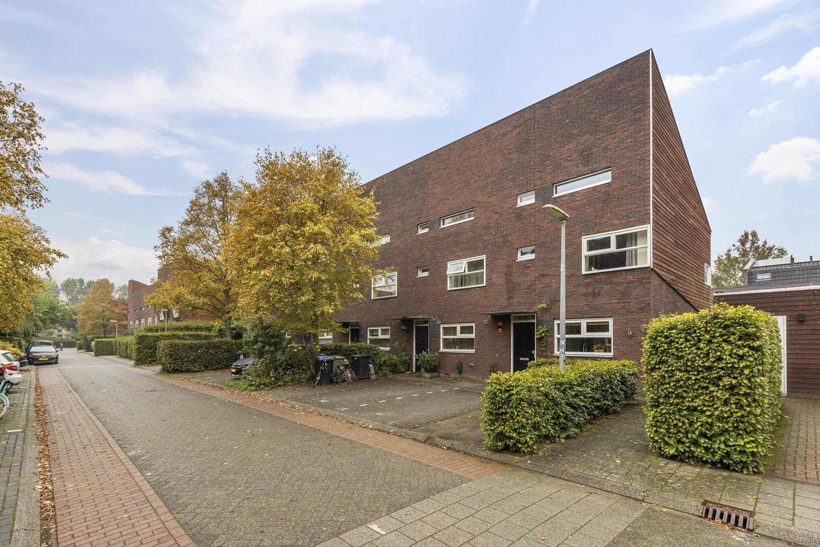 Hoekwoning te koop: Henk Plenterlaan 44, Groningen