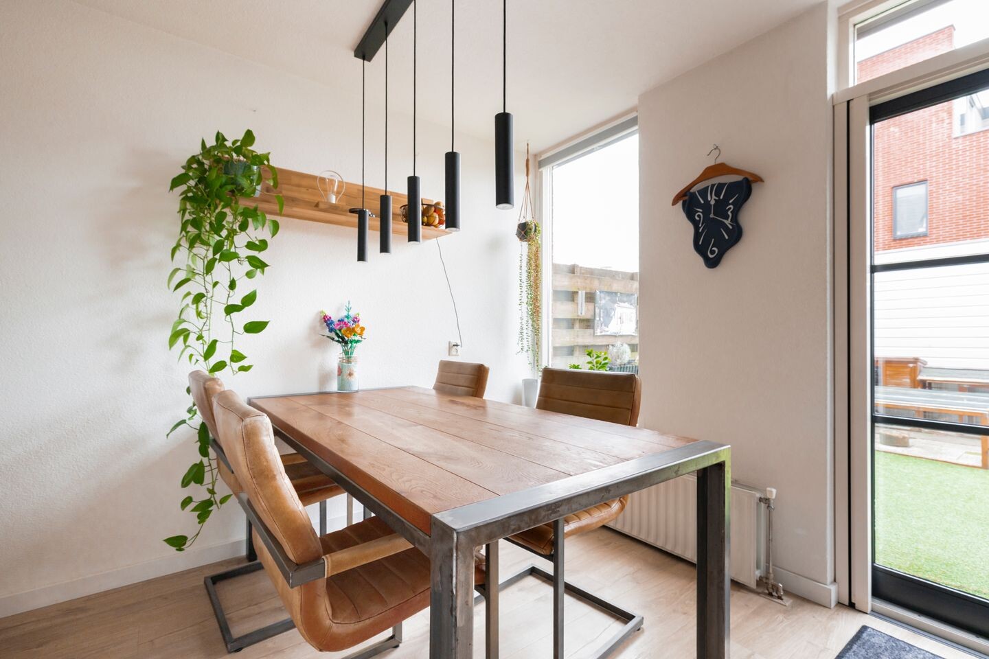 Tussenwoning te koop: Granpré Molièreweg 6, Groningen