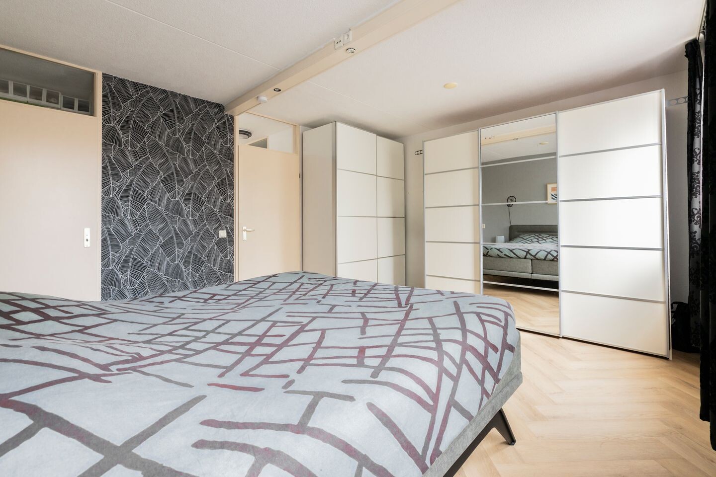 Tussenwoning te koop: Granpré Molièreweg 6, Groningen