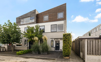 Van der Vlugtstraat 1