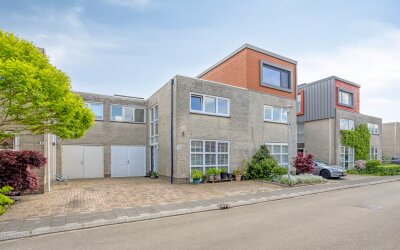 De Klerkstraat 12