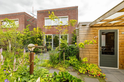 De Klerkstraat 17