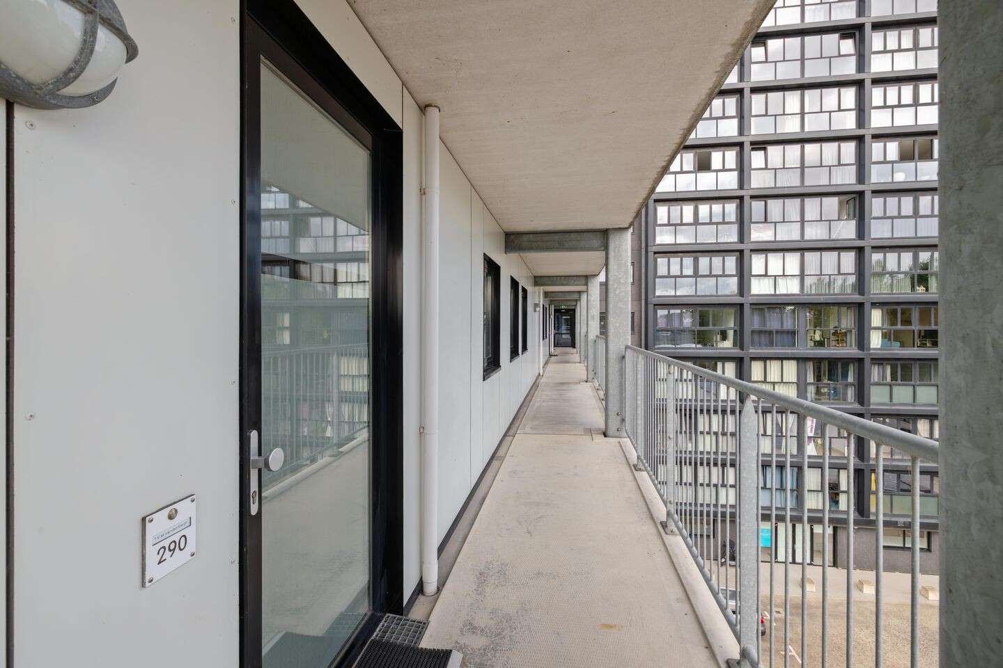 Appartement te koop: Regattaweg 290, Groningen