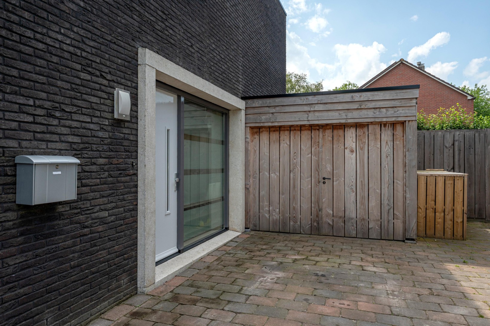 Twee-onder-één-kap te koop: Dek 4, Groningen