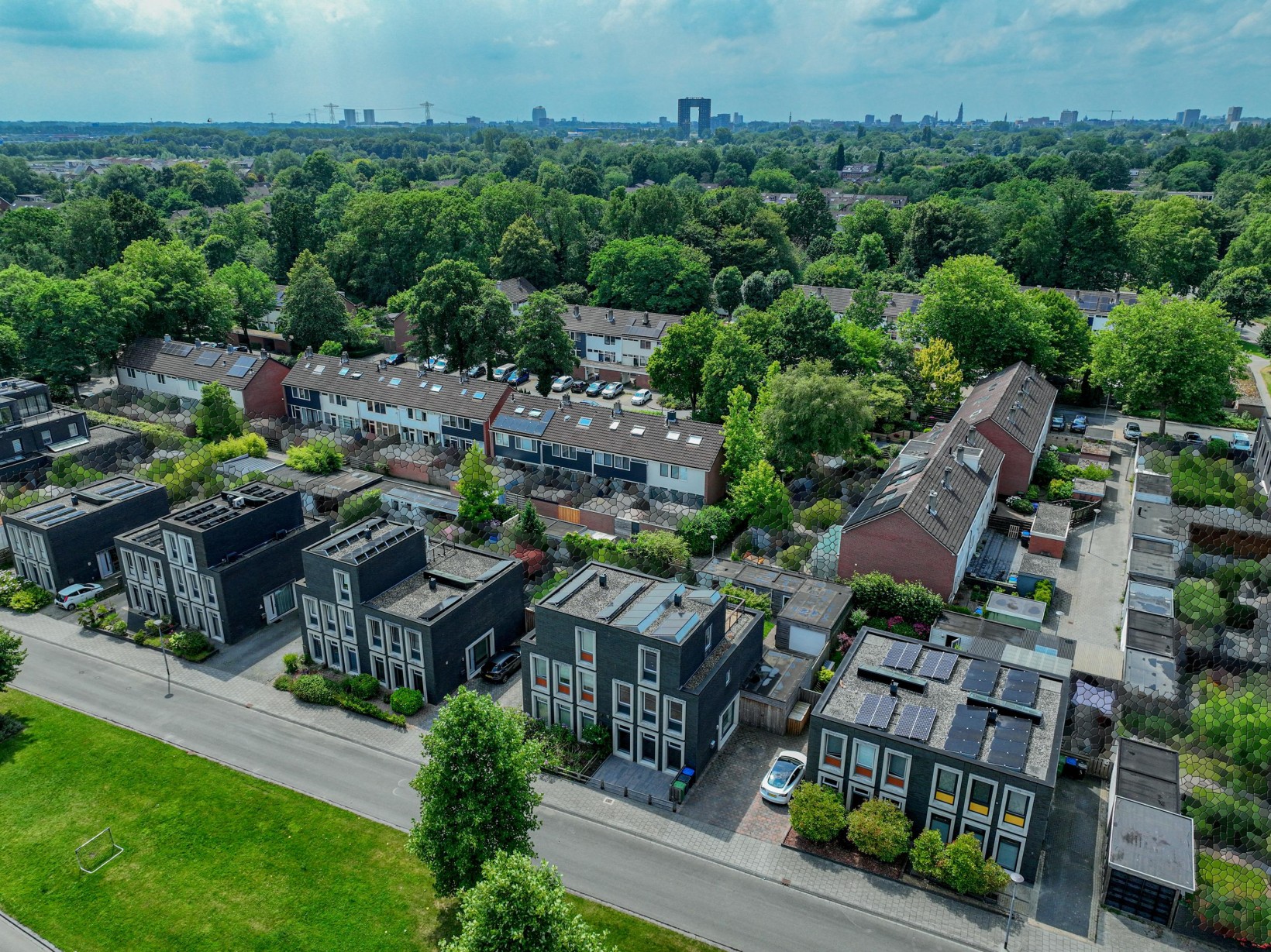 Twee-onder-één-kap te koop: Dek 4, Groningen