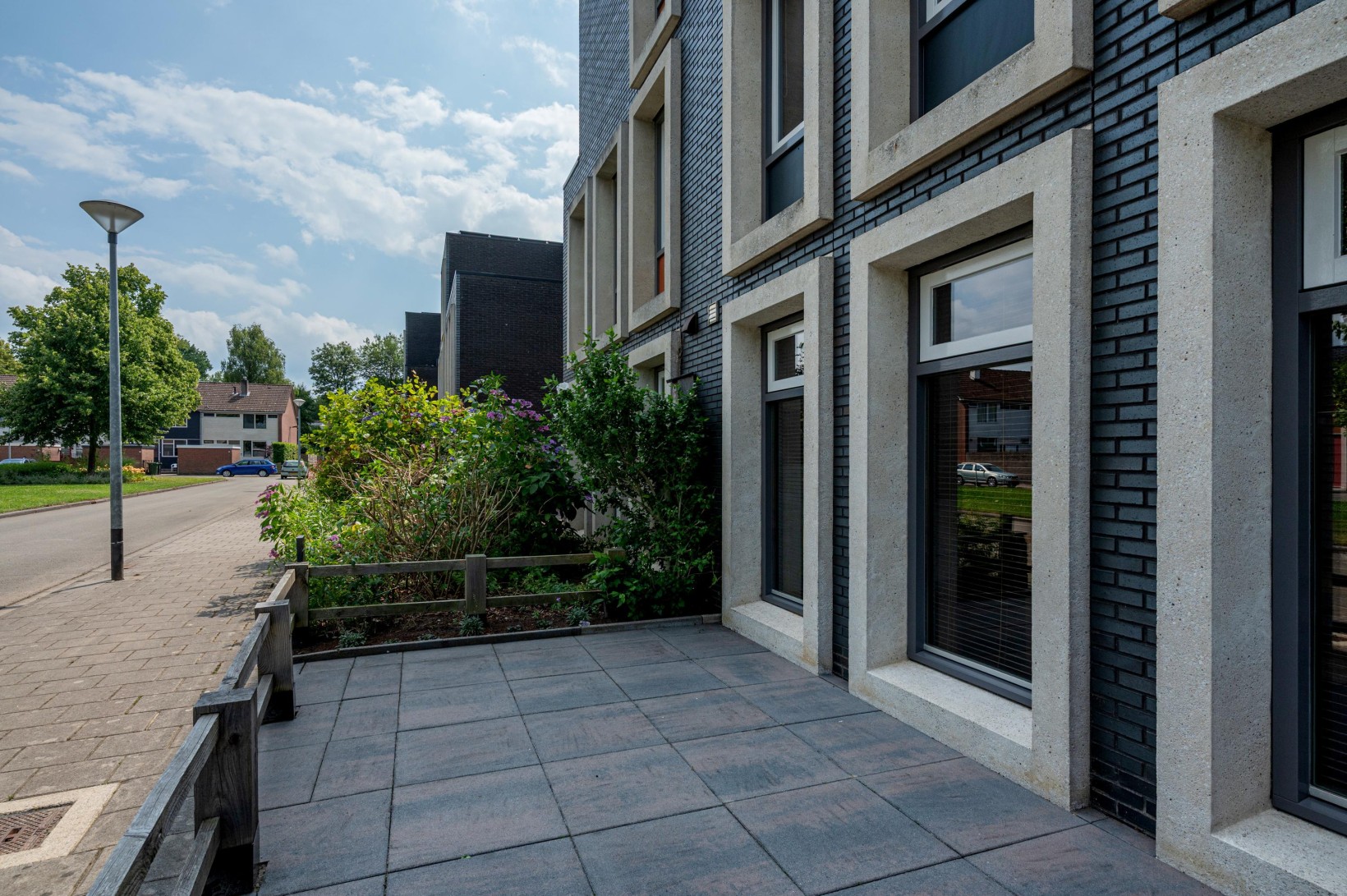 Twee-onder-één-kap te koop: Dek 4, Groningen