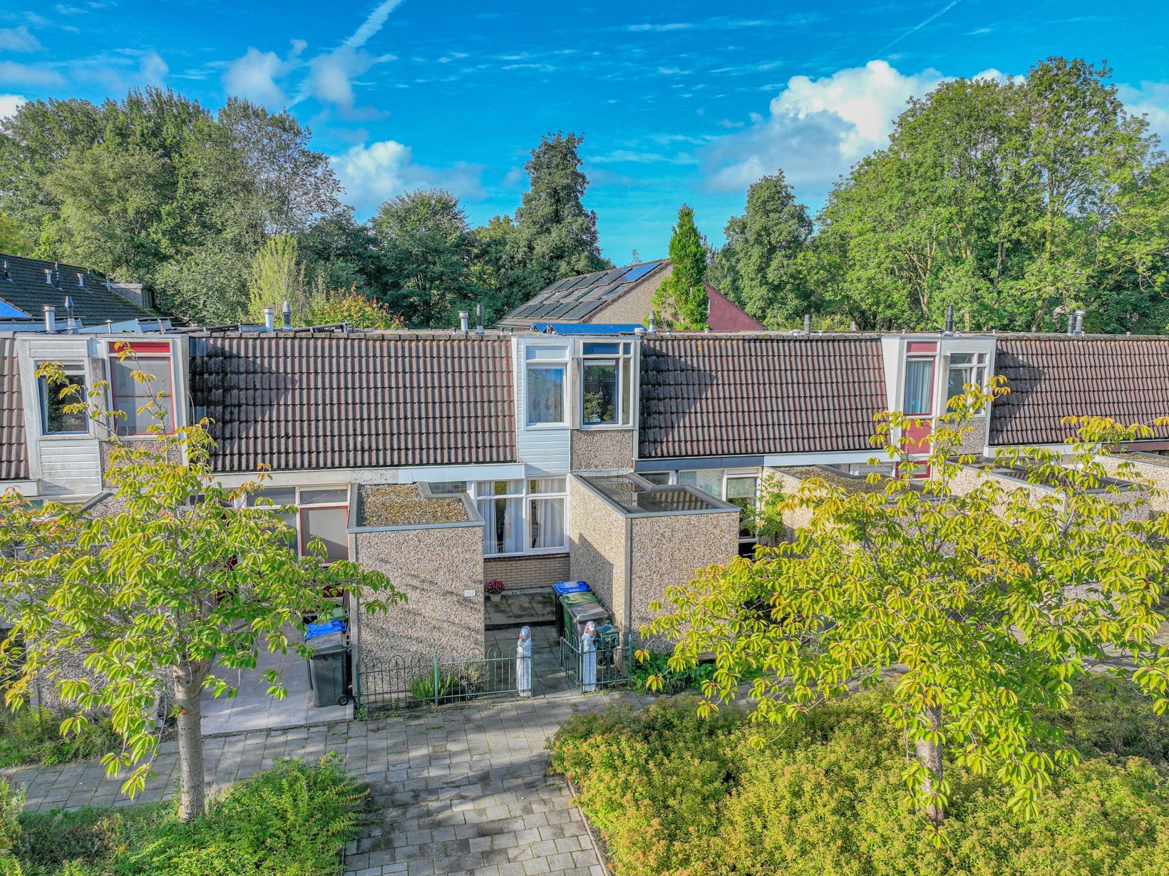 Tussenwoning te koop: Lichtboei 198, Groningen