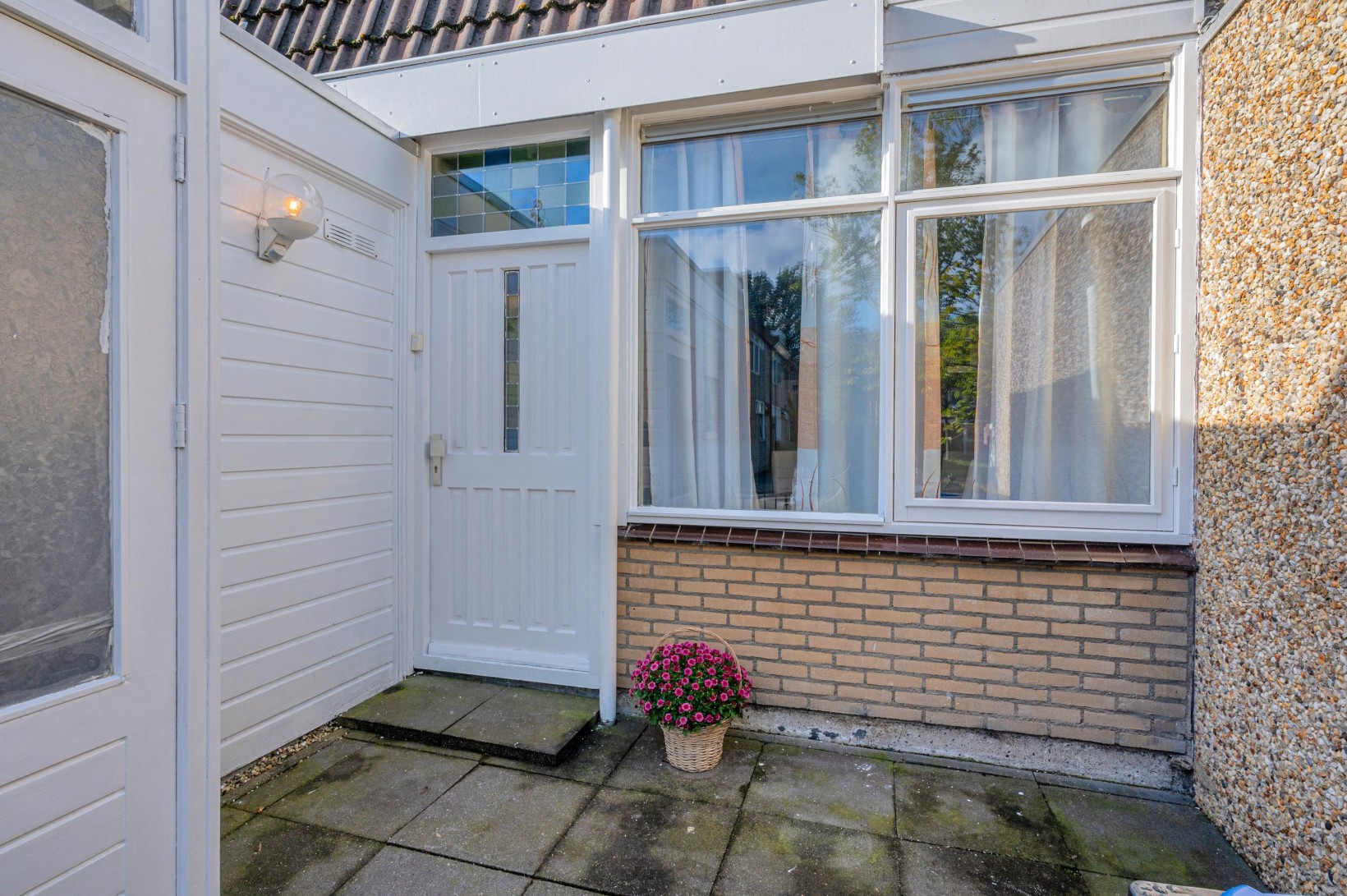 Tussenwoning te koop: Lichtboei 198, Groningen